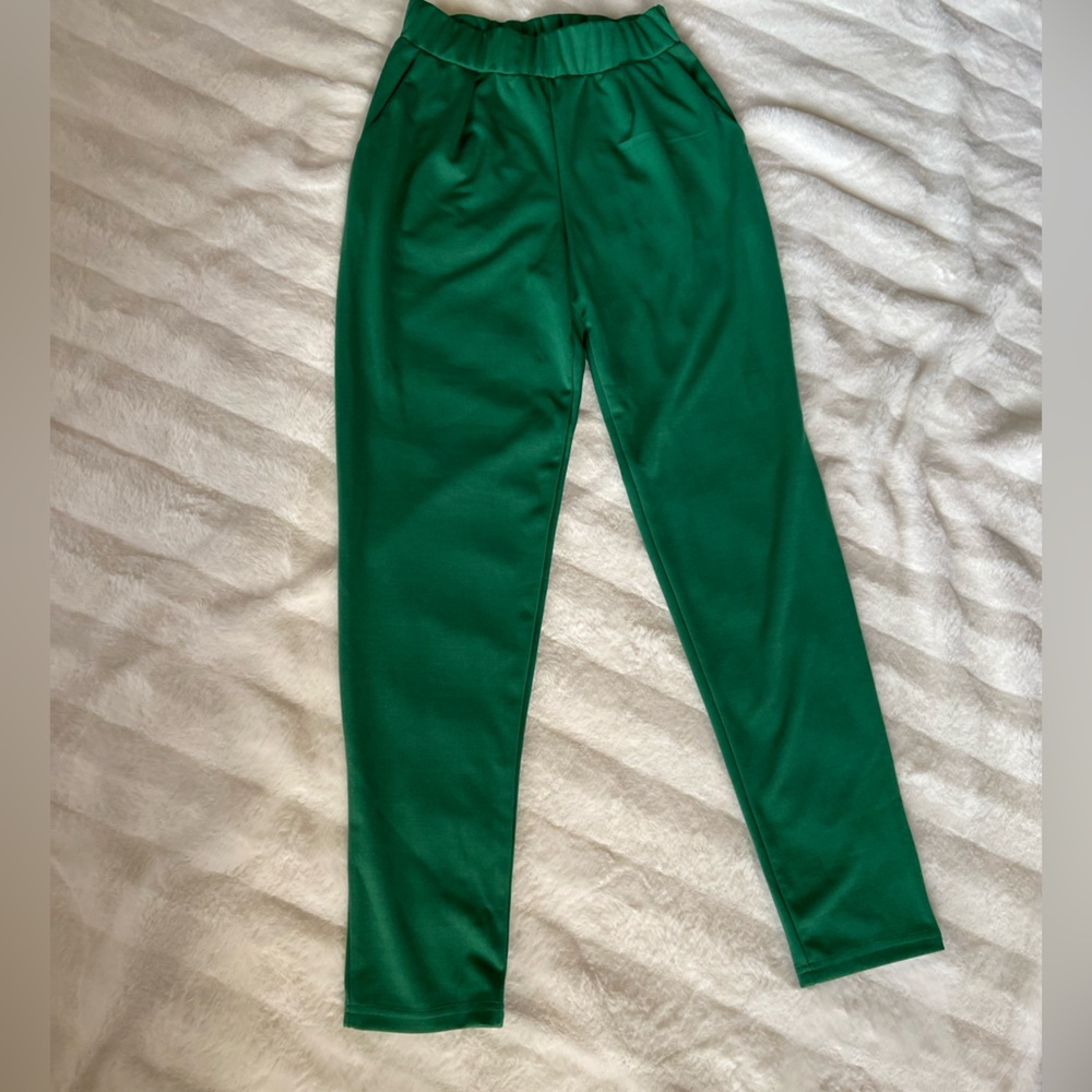Green pants-Small and stretchy